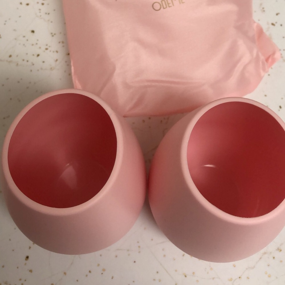 Silicone wine glasses
